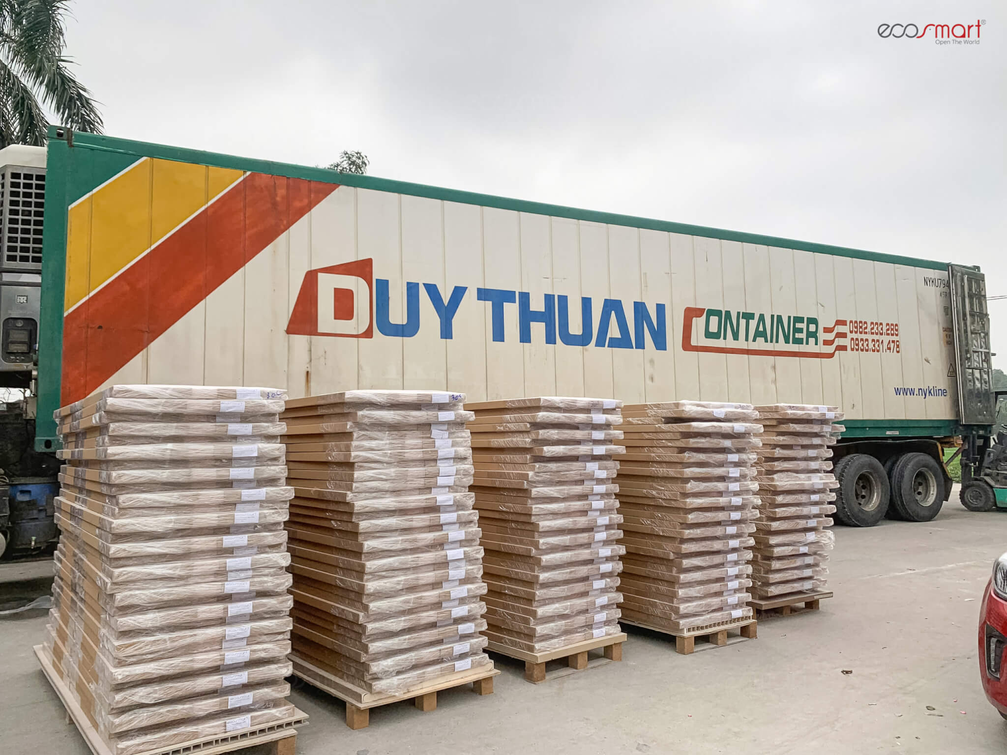 CHUYỂN HÀNG CHO DỰ ÁN NHÀ Ở XÃ HỘI TẠI KHU PHỨC HỢP THỦY VÂN - HUẾ