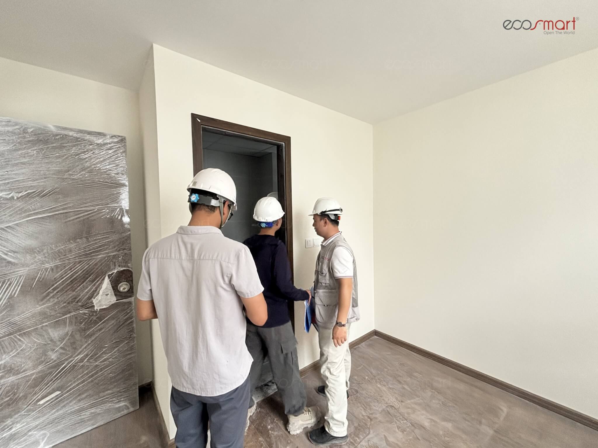 Nghiệm thu cửa Ecosmart tại Dự án Nhà ở xã hội Khu Bờ Tả Sông Hồng